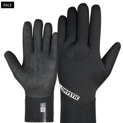 The Star Glove will suit those looking for a simple but warm glove, as the Glue Blinded Stitched seams ensure water is blocked out from these gloves. An extra layer on the palms provides strong grip when kiting, making these gloves durable yet functional for a great price.